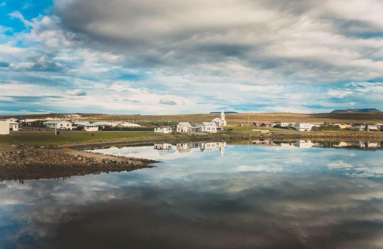Sandur Þórshöfn Bagian luar foto
